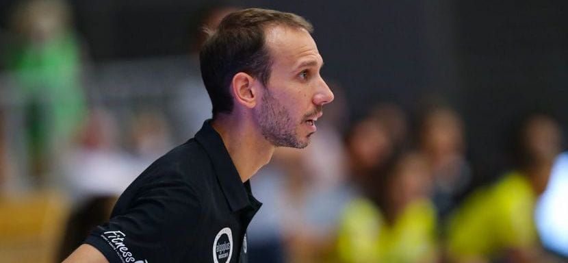 Франция. Пабло Морель: "Гандболистки "Бреста" действовали с какой-то апатией, не хватало боевого духа, что очень расстраивает"