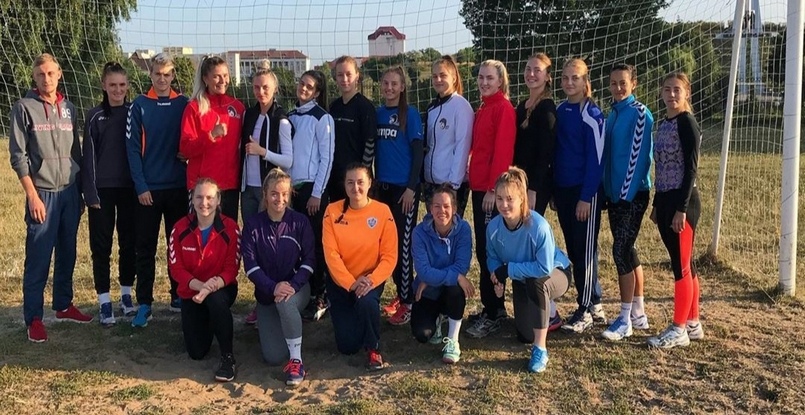 Беларусь. Гандболистки "Городничанки" проводят сбор в Зельве