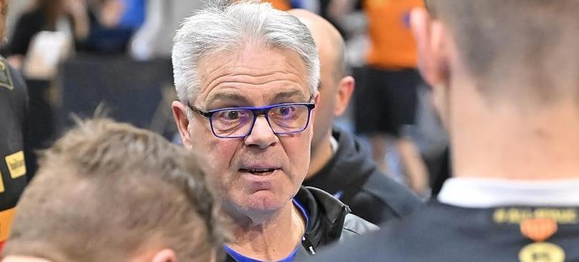 Франция. "Экс" и главный тренер Тьерри Анти расторгли контракт по обоюдному согласию. Клуб не смог пробиться в плей-офф Европейской лиги