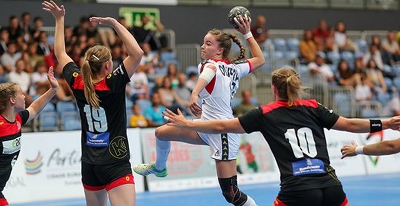 Португалия. Международный турнир женских молодежных (U-19) сборных проходит в Портимане