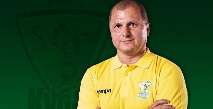 Генеральный директор "Кубани" Сергей Вальтер: "Были в больнице у Евгения Васильевича. Он к нам спустился в холл, и мы поговорили"