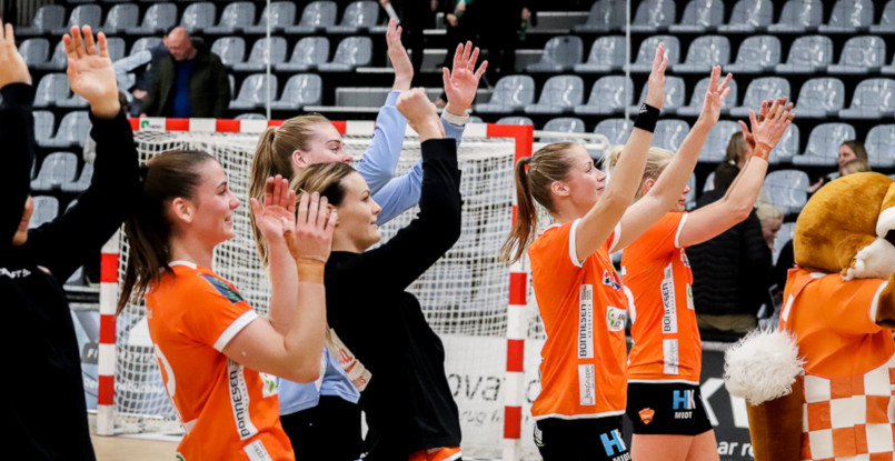 Кубок ЕГФ. "Оденсе" обыграл румынскую "Бистрицу" с белорусками Натальей Василевской и Дианой Ильиной в составе