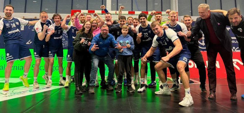 В чемпионате Польши "Выбжеже", претендующий на высокие места, дома проиграл "Калишу"