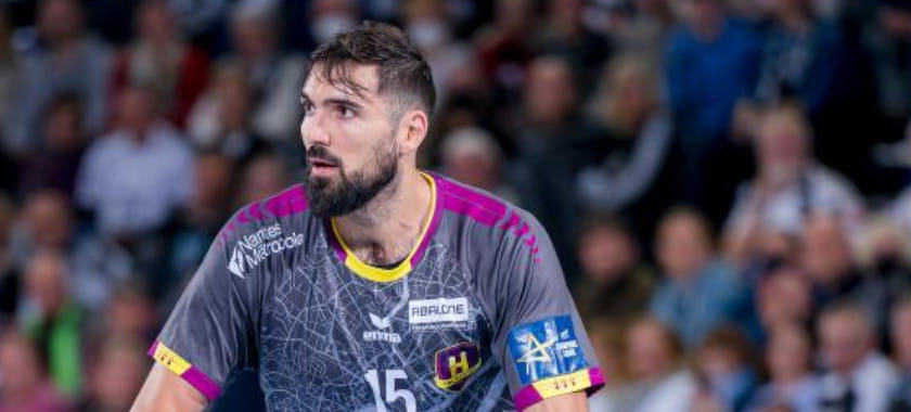 Франция. "Нант" объявил о продлении контракта с 35-летним испанским правым полусредним Хорхе Македой ещё на один сезон