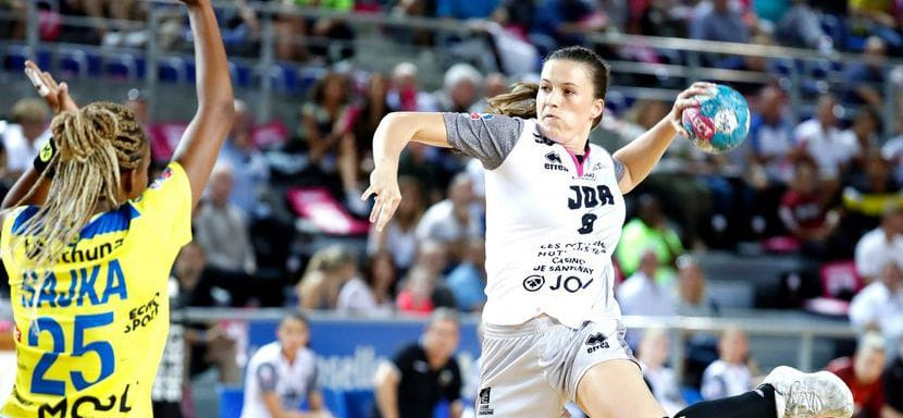 Франция. Правая полусредняя "Дижона" Манон Гравель травмировала колено и выбыла на несколько месяцев