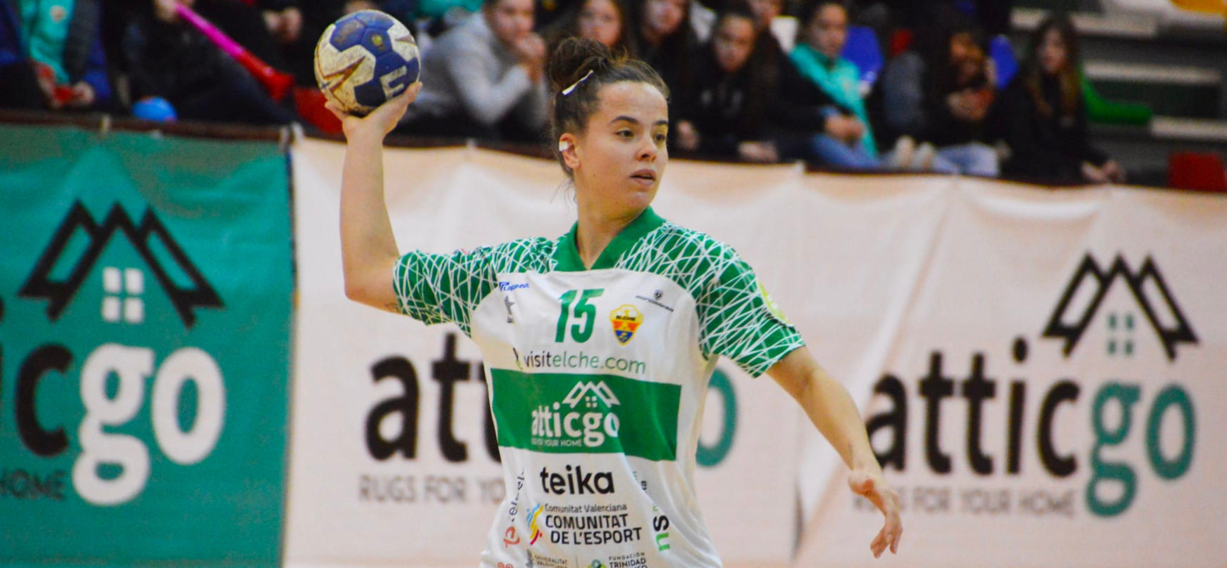 Кубок ЕГФ. В четвертьфинальном споре двух испанских команд "Эльче" Жуковой в первом матче оказался сильнее "Ла Кальсады"