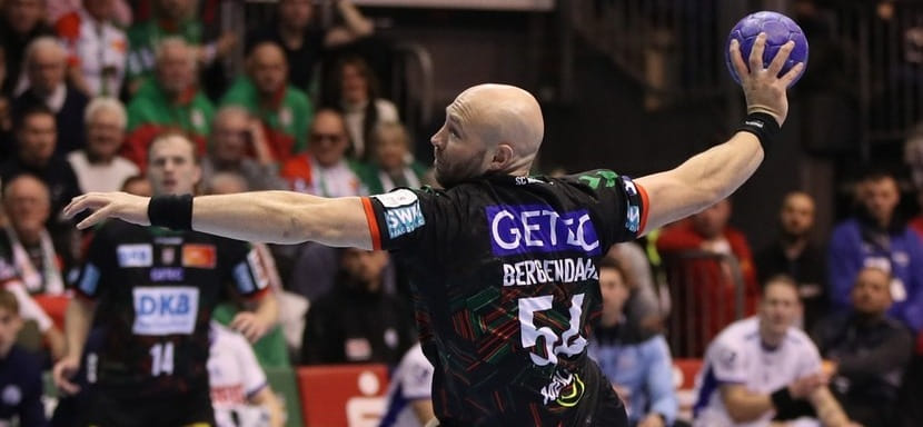 Бундеслига. Линейный сборной Швеции Оскар Бергендаль пролонгировал контракт с "Магдебургом"