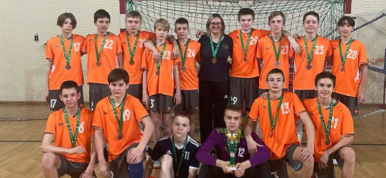 Играй, страна! Протвино как кузница: "Набираем в первом классе, а потом отрываем от сердца"