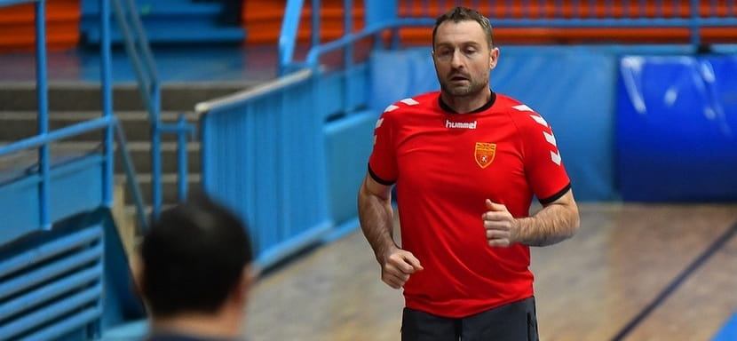 Балканы. Неманья Прибак: "Согласен со Стоянче Стоиловым, что Стевче Алушовски должен остаться в "Вардаре"