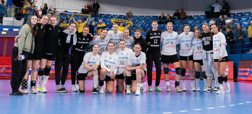 "Ростов-Дон" в четвёртый раз выиграл все матчи первого этапа Суперлиги. Без поражений раунд удавалось пройти лишь трём командам