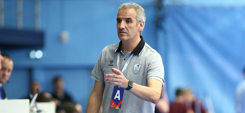 Новым главным тренером мужской сборной Японии стал испанский специалист Тони Херона, сменивший соотечественника Карлоса Ортегу