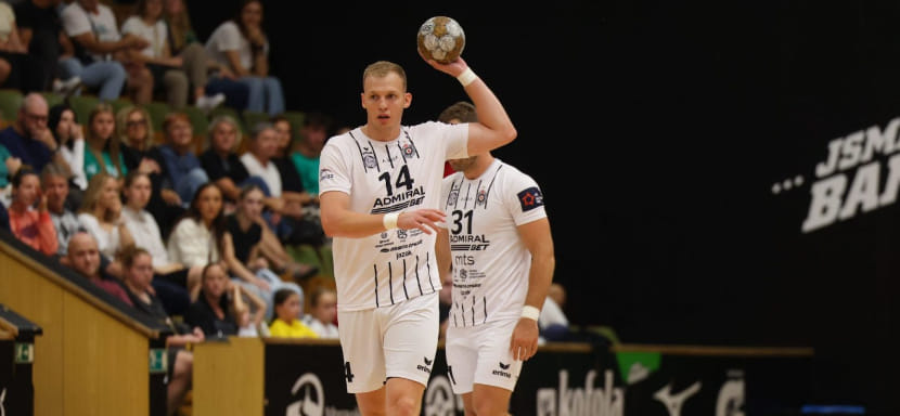 9 мячей Сергея Иванова помогли "Партизану" одолеть в гостях "Карвину" и завоевать путёвку в основной раунд Европейской лиги