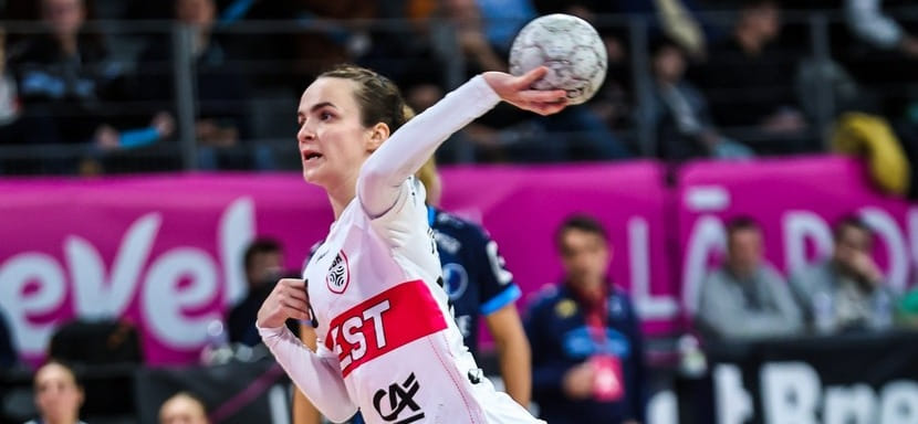 Три гола россиянки Анны Вяхиревой помогли "Бресту" разгромить на выезде "План-де-Кюк" и остальные результаты среды в чемпионате Франции