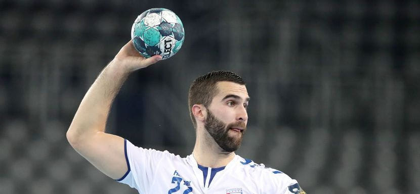 Балканы. Черногорский полусредний Милош Божович покинул "Загреб"