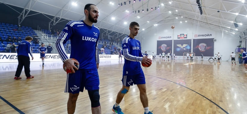 Кубок России. ВГТУ-"Воронеж" и ставропольский "Виктор" сегодня определят участника 1/4 финала. Известны составы команд