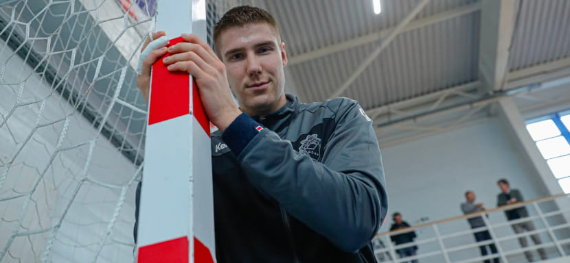 Olimpbet Cуперлига. Андрей Коркин: "Нравится, как играет в "Кельце" Артём Королёк"