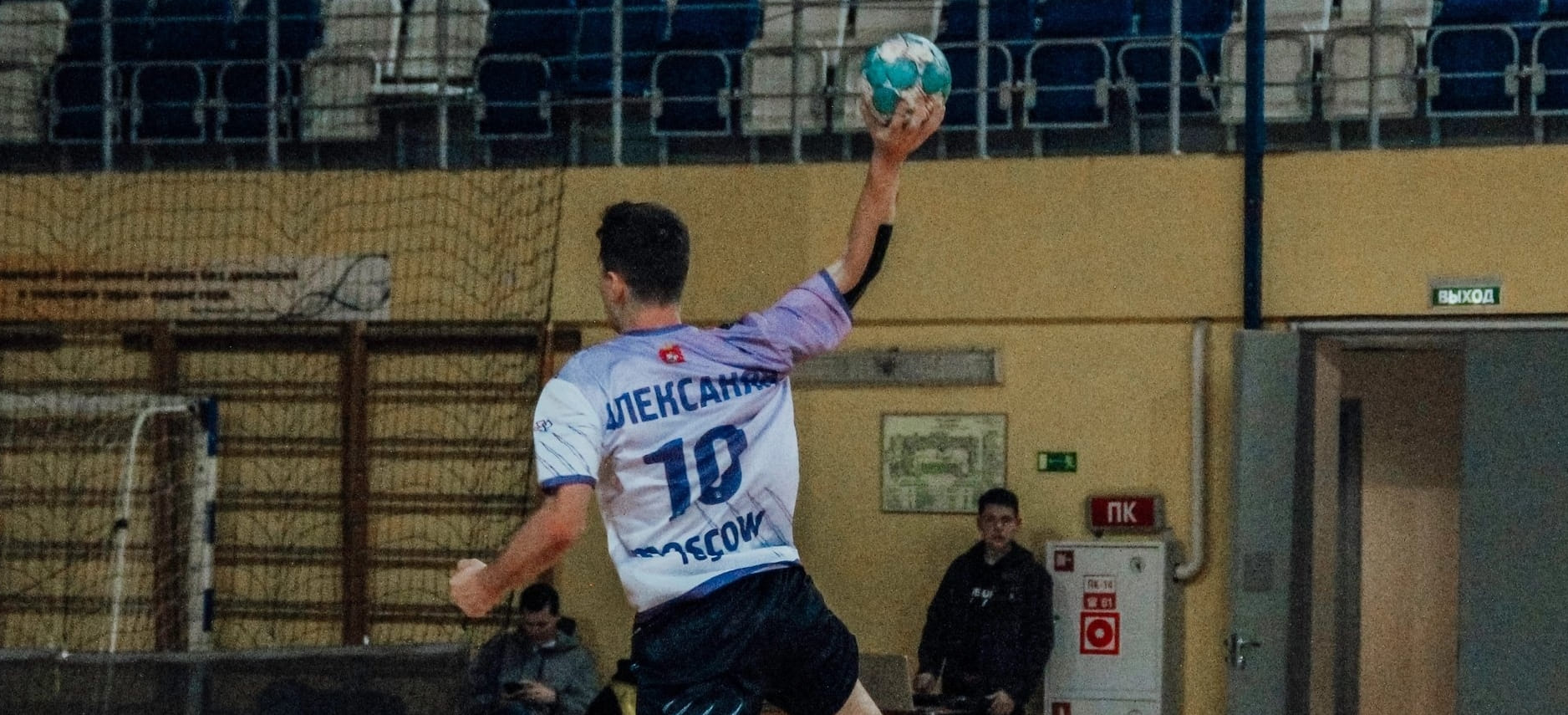 Владислав Алексанян: "Конечно, "Каустику" придётся тяжело. Но для молодёжи — это плюс"