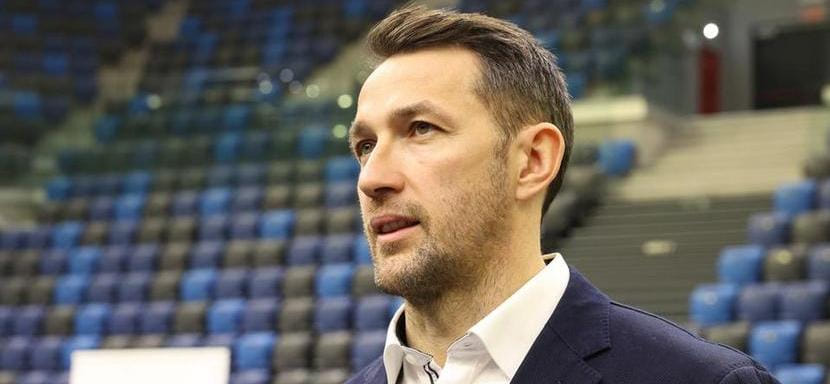 Известный в недавнем прошлом левый полусредний сборной Венгрии Ференц Ильеш возглавил местную ассоциацию гандбола