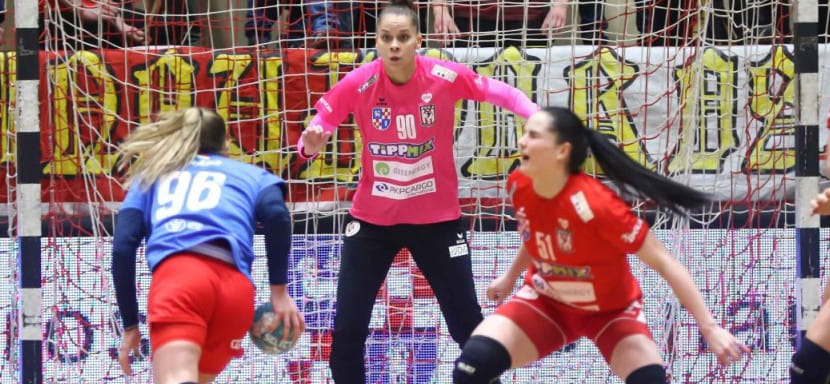 Венгрия. "Дунауйварош" разгромил "Козармишлень" в единственной встречи женского чемпионата