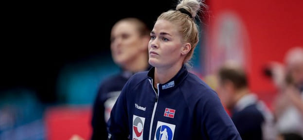 ЧЕ-2022. Левая полусредняя "Дьёра" норвежка Вероника Кристиансен пропустит начало турнира, она будет проходить медицинское обследование