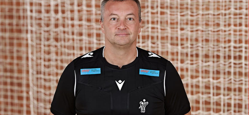 Дания. Один из самых известных гандбольных арбитров Мартин Гьединг объявил о завершении карьеры