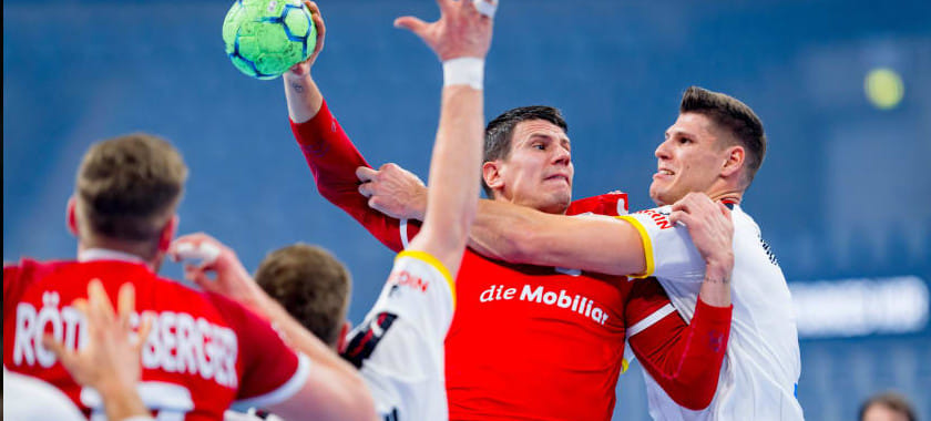 ЧЕ-2024. Анди Шмид: "Я бы предпочел сыграть против Германии в обычном зале. Думаю, что гандбол теряет часть своей сути на футбольном стадионе"