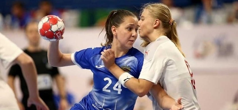 ЧЕ (U-17). Алина Решетникова: "Рады медалям, но немного не хватило для реализации задуманного. Будем работать над ошибками и улучшать игру"