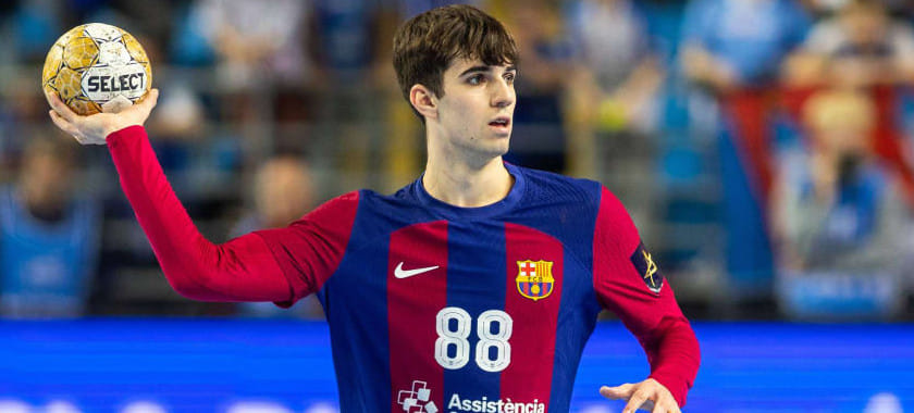 Правый полусредний "Барселоны" Петар Цикуша из-за травмы паха пропустит до двух недель, в том числе старт в Лиге чемпионов