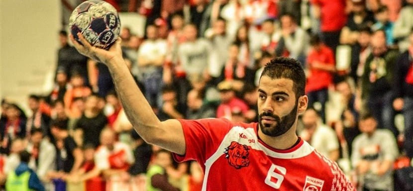 За краснодарский СКИФ с января будет выступать иранский универсал Саджад Эстеки, имеющий опыт выступлений в бундеслиге