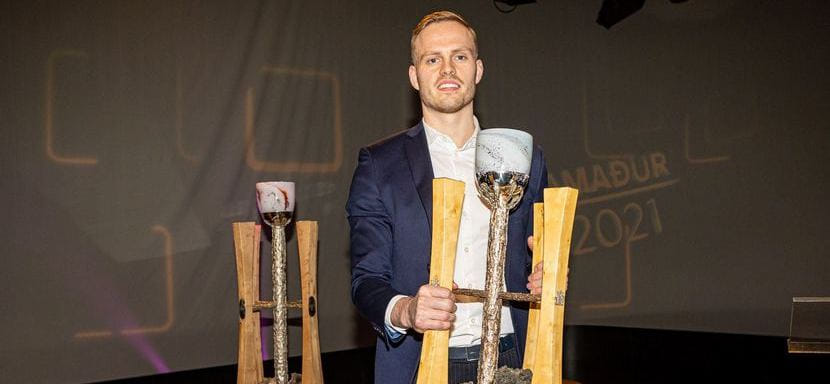 Полусредний "Магдебурга" Омар Инги Магнуссон признан спортсменом 2021 года в Исландии. Торир Хергейрссон — лучший тренер