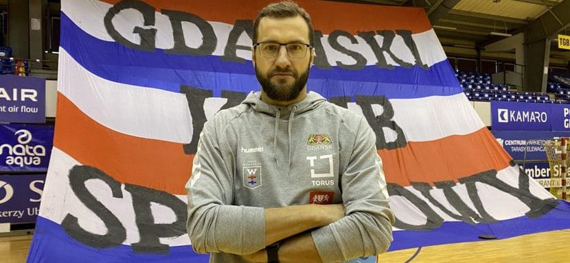 Польша. Титулованный Мариуш Юркевич стал помощником рулевого "Выбжеже" Кшиштофа Киселя