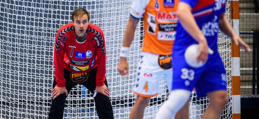 Швеция. Вратарь "Кристианстада" Эспен Кристенсен пропустит шесть недель из-за травмы колена