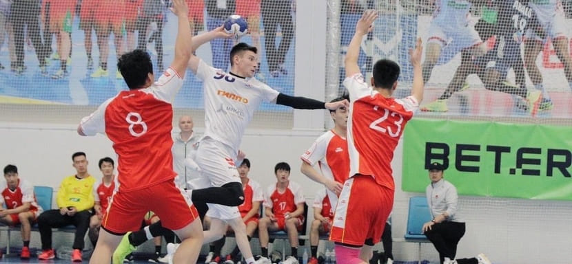 Беларусь. Фарм-клуб минского СКА в заключительном матче этого года обыграл "Аист Китая"