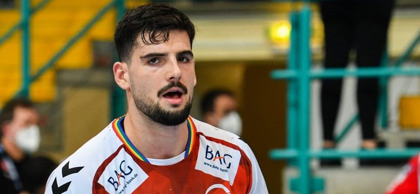 Греция. Левый полусредний Саввас Саввас после девяти лет в Германии будет защищать цвета "Олимпиакоса"