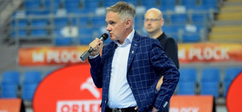 Польша. "Проведение матча 24 мая выгодно "Кельце", а это не равные условия". Руководство "Вислы" о переносе "священной войны"