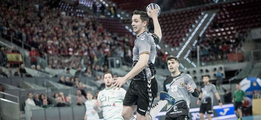 Испания. Капитан "Куэнки" Серхио Лопес продлил контракт с клубом