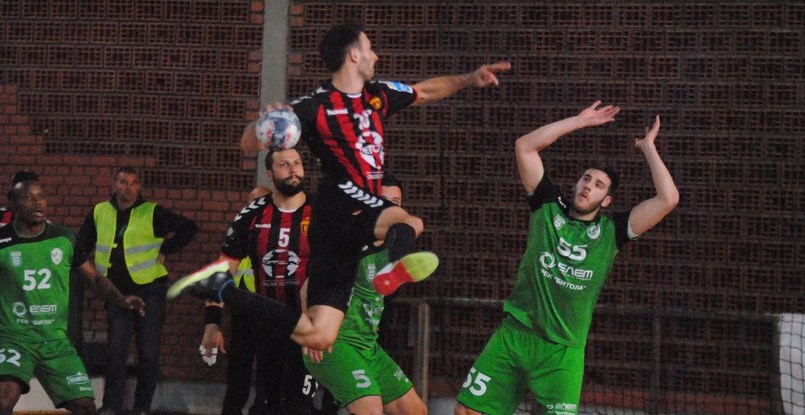 Балканы. "Вардар" обыграл "Пелистер" и возглавил турнирную таблицу чемпионата Северной Македонии