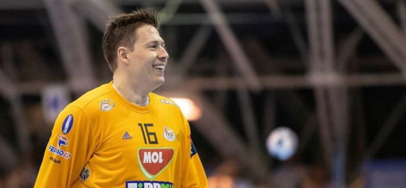 Звонок звезде. Роланд Миклер: "После проигранного "Виве" финала хотелось убить себя и остальных"