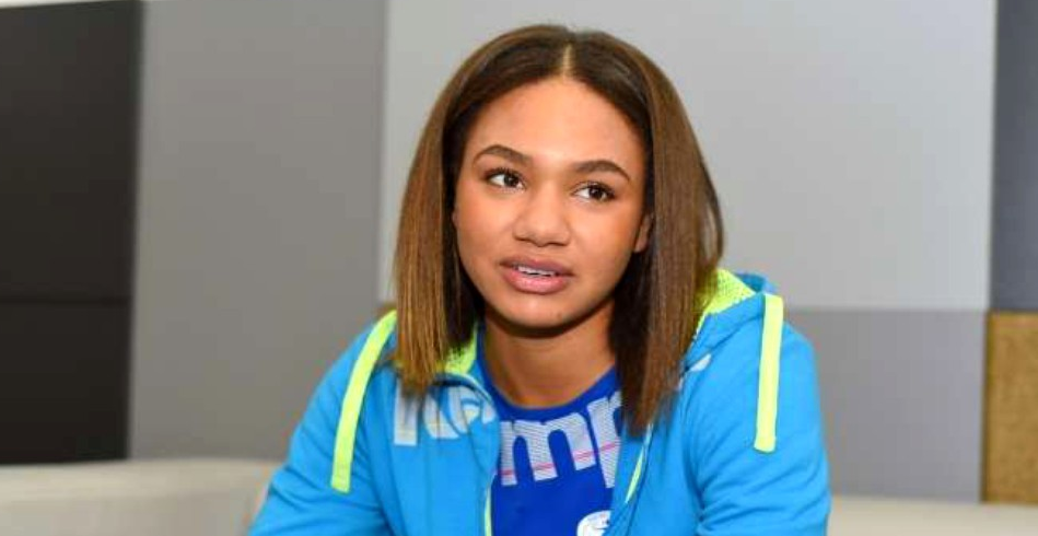 Словенская разыгрывающая Элизабет Оморегье продлила контракт с "Бухарестом"