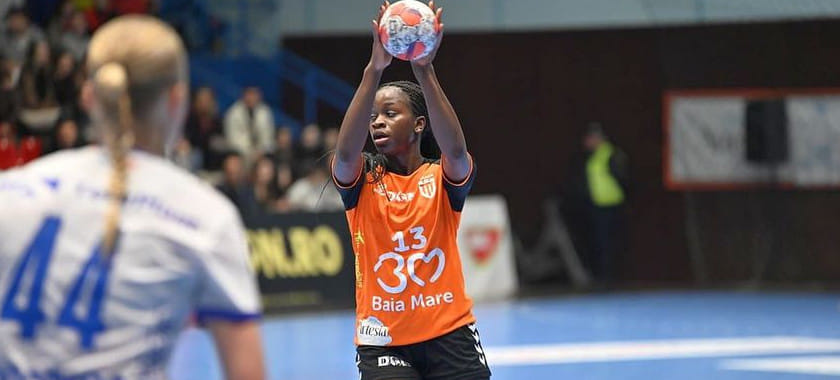 Четыре гола Дианы Ильиной не спасли "Байя-Маре" от домашнего поражения в матче с "Ларвиком" в Европейской лиге