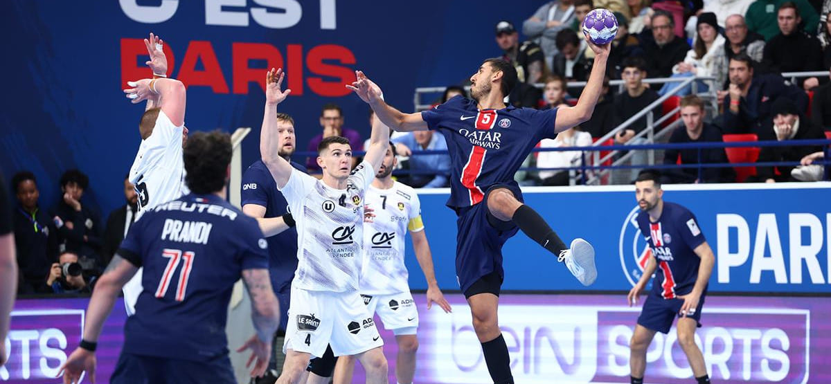 Победитель двух последних розыгрышей Кубка Франции "Нант" выбыл из турнира на стадии 1/4 финала, проиграв по пенальти "ПСЖ".