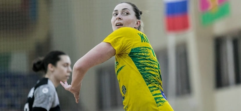 Россия. Виктория Жилинскайте: "Я более спокойная, размеренная. И вообще — домосед. А Яна постоянно в движении"