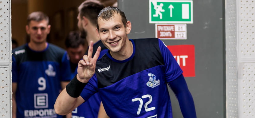 Суперлига. Денис Афонин: "Не имея опыта в сборной, сложно получить хорошее предложение из Европы. Тем не менее было пару неплохих вариантов"