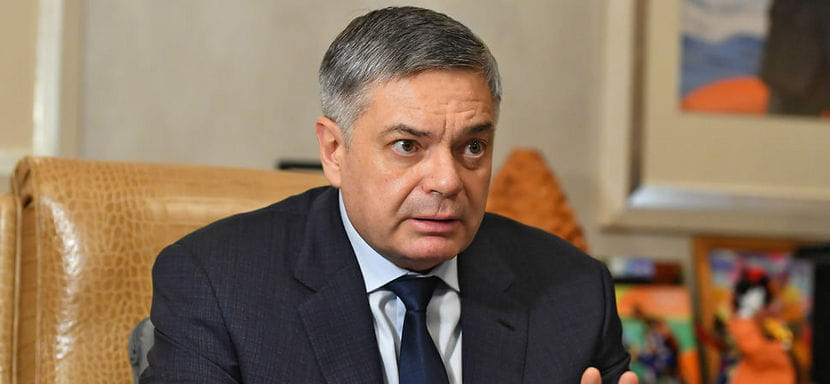 Олимпиада. Сергей Шишкарев: "Играет одна, извините, потухшая звезда против звезд. Сборная Россия на две головы выше команды Черногории"