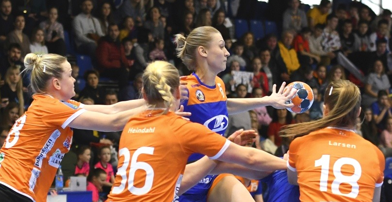 Кубок ЕГФ. Тольяттинская "Лада" с перевесом в три мяча переиграла датский "Оденсе" в первом матче четвертьфинала