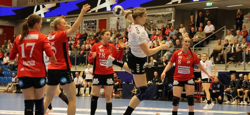 "Эсбьерг" стал очередным четвертьфиналистом женской Лиги чемпионов: датская команда прошла хорватскую "Подравку"