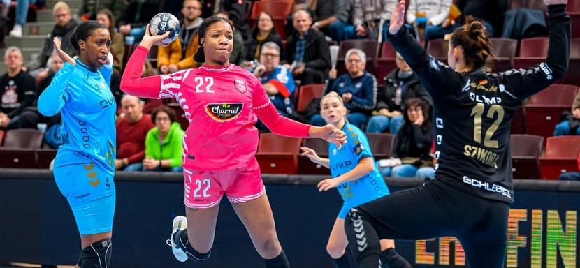 Франция. 21-летняя олимпийская чемпионка Токио Полетта Фоппа на длительный срок продлила контракт с "Брестом"