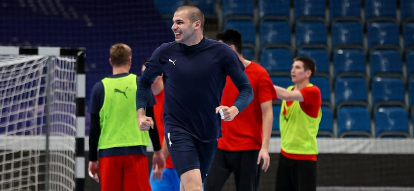 Olimpbet Суперлига. В стартовом матче игрового дня московский ЦСКА на выезде уверенно переиграл астраханское "Динамо"