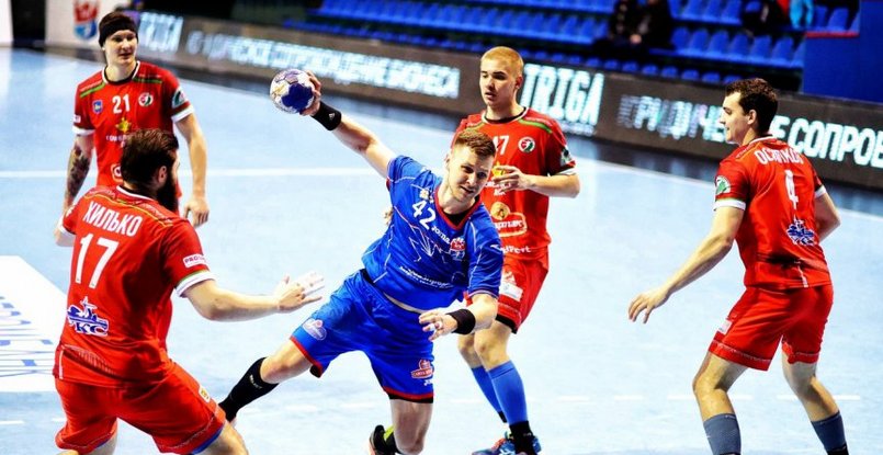 Беларусь. Линейный БГК Артем Сельвесюк о длительном путешествии на игру с "Гомелем": "Последствия ощущаешь уже после матча"