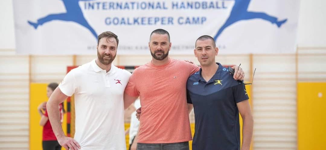 Балканы. На хорватском курорте Омиш в 13-й раз начинает работу ежегодный международный лагерь гандбольных вратарей